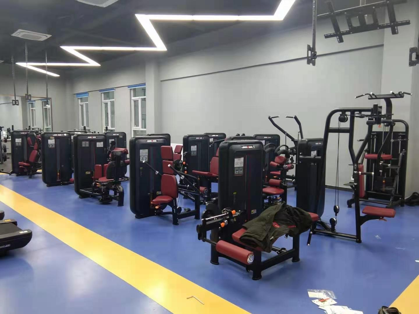 綜合訓(xùn)練器 綜合訓(xùn)練器