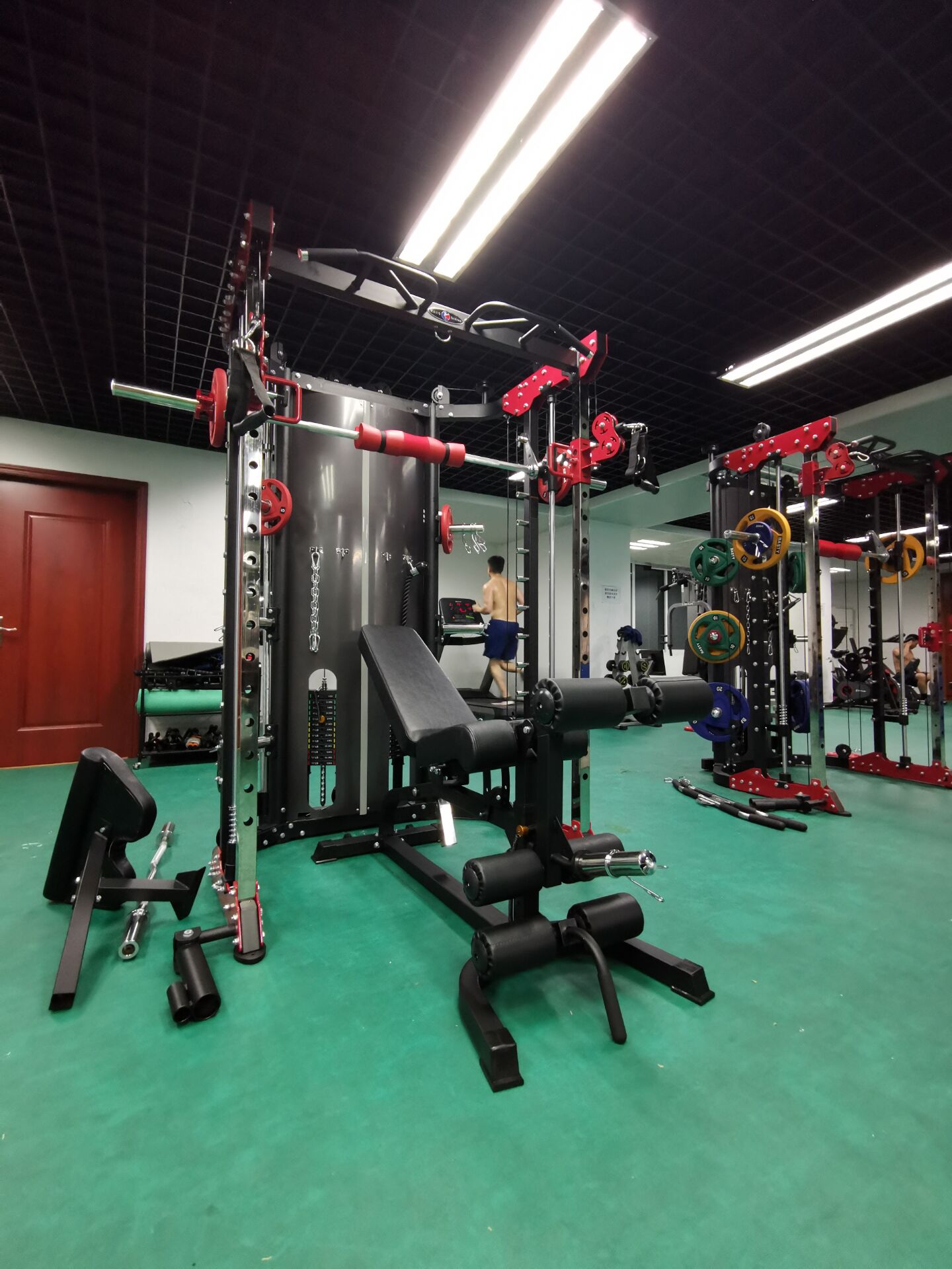 多功能健身器材 多功能健身器材