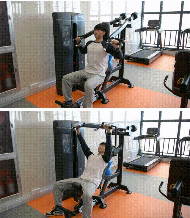 &emsp;&emsp;坐姿推肩推胸訓(xùn)練器