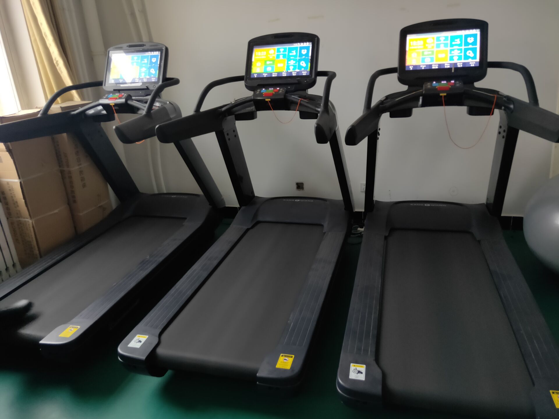 跑步機(jī)買(mǎi)什么樣的比較好